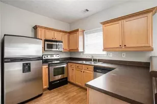 1427 Bay Overlook Dr, Woodstock, GA 30188 - Photo 8