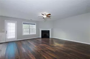 632 Shadow Lake Dr, Lithonia, GA 30058 - Photo 2