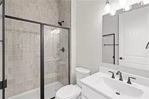 82 Clear Lk Pkwy, Hoschton, GA 30548 - Photo 36