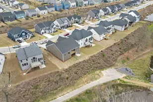 82 Clear Lk Pkwy, Hoschton, GA 30548 - Photo 44