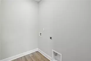 82 Clear Lk Pkwy, Hoschton, GA 30548 - Photo 32