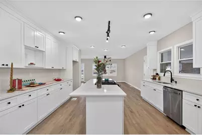 18 Dyer Circle, Carrollton, GA 30116 - Photo 2