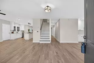 18 Dyer Cir, Carrollton, GA 30116 - Photo 8