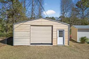 18 Dyer Cir, Carrollton, GA 30116 - Photo 42