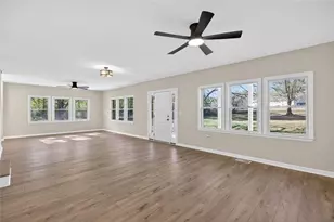 18 Dyer Cir, Carrollton, GA 30116 - Photo 12