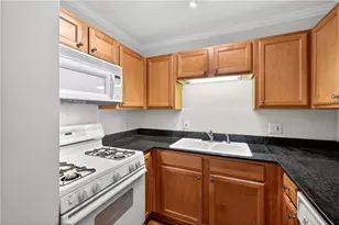 1990 Wellbourne Dr NE, Atlanta, GA 30324 - Photo 18