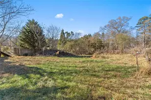 2116 Memorial Park Dr, Gainesville, GA 30504 - Photo 6