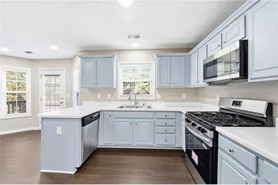 1405 Bramlett Forest Trail, Lawrenceville, GA 30045 - Photo 6