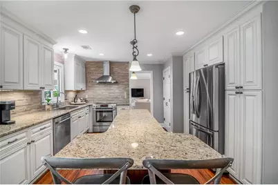 1895 Bridle Ridge Trace, Roswell, GA 30075 - Photo 2