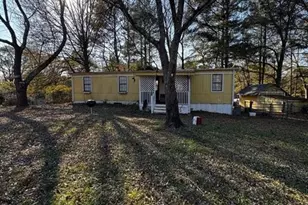 110 Valley Dr, Loganville, GA 30052 - Photo 2