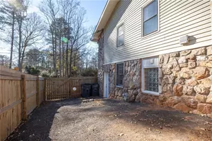 1330 Hidden Circle Dr, Sugar Hill, GA 30518 - Photo 36