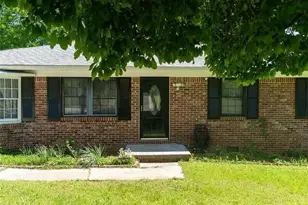 724 Camelot Way, Norcross, GA 30071 - Photo 4