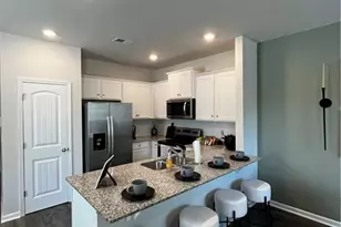 5872 Abel Ln, Lithonia, GA 30058 - Photo 6