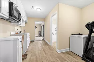 41 Colonial Ct, Jefferson, GA 30549 - Photo 36