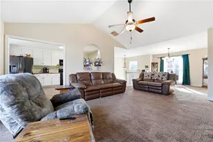 41 Colonial Ct, Jefferson, GA 30549 - Photo 8