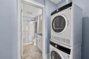 1074 Peachtree Walk NE, Atlanta, GA 30309 - Photo 20