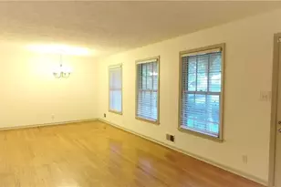 4531 S Roberts Dr, Sugar Hill, GA 30518 - Photo 4