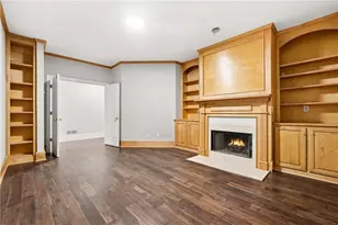 1988 Fairgreen Dr, Stone Mountain, GA 30087 - Photo 10