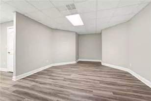 1988 Fairgreen Dr, Stone Mountain, GA 30087 - Photo 38