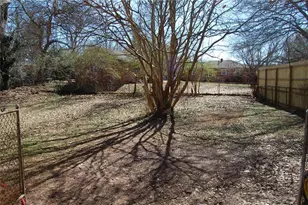 581 Maran Ln, Mableton, GA 30126 - Photo 14