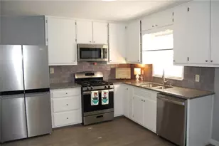 581 Maran Ln, Mableton, GA 30126 - Photo 6