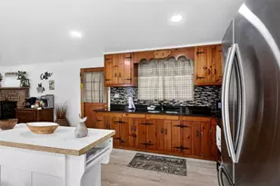 6593 Gresham St, Union City, GA 30291 - Photo 16