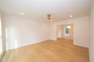 502 Spring Creek Way NE, Marietta, GA 30068 - Photo 10