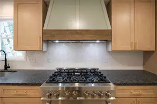 502 Spring Creek Way NE, Marietta, GA 30068 - Photo 6