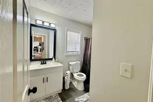 486 Whaleys Lake Dr, Jonesboro, GA 30238 - Photo 12