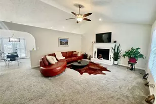 486 Whaleys Lake Dr, Jonesboro, GA 30238 - Photo 2