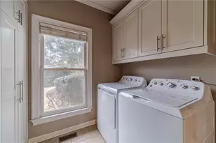 2049 Burgundy Dr, Braselton, GA 30517 - Photo 10