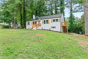 1995 Venetian Dr SW, Atlanta, GA 30311 - Photo 2