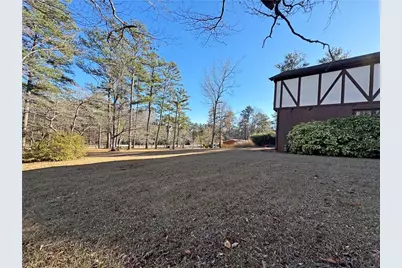 2085 E Piedmont Road, Marietta, GA 30062 - Photo 8