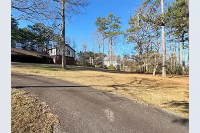 2085 E Piedmont Road, Marietta, GA 30062 - Photo 10