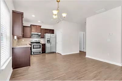 4488 Ravenwood Drive, Union City, GA 30291 - Photo 8