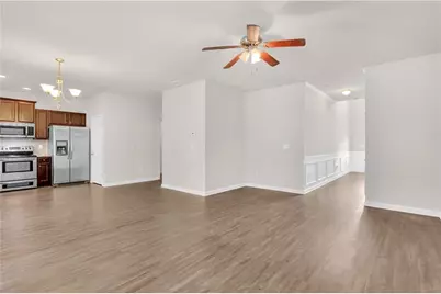 4488 Ravenwood Drive, Union City, GA 30291 - Photo 4