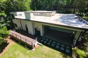 3134 W Roxboro Rd NE, Atlanta, GA 30324 - Photo 48