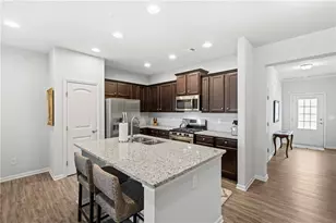 111 Point View Dr, Canton, GA 30114 - Photo 14
