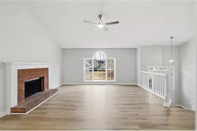 2939 Sweetbriar Walk, Snellville, GA 30039 - Photo 4