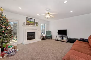 1115 Lake Lucerne Rd SW, Lilburn, GA 30047 - Photo 20