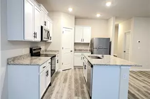 4113 Oakwood Ter Ct, Oakwood, GA 30566 - Photo 10