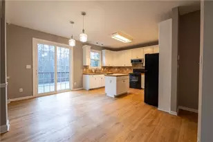 3625 Rosehaven Way, Suwanee, GA 30024 - Photo 10