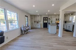 1499 Smokehouse, Stone Mountain, GA 30088 - Photo 6