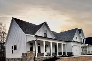 22 Lakewood Ct SE, Cartersville, GA 30120 - Photo 4