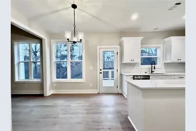 22 Lakewood Court SE, Cartersville, GA 30120 - Photo 6