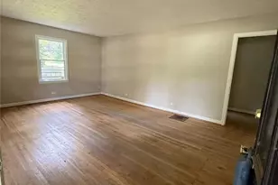 7205 Lakeview Dr, Covington, GA 30014 - Photo 6