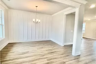 168 Brandle Rose Wy, Hoschton, GA 30548 - Photo 2