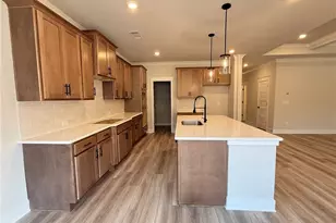 5520 Tullis Dr, Gainesville, GA 30507 - Photo 20