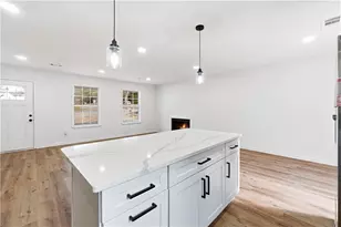 1429 Ridgewood Pl, Lawrenceville, GA 30043 - Photo 10