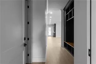 409 Thunder Rd, Buford, GA 30518 - Photo 34